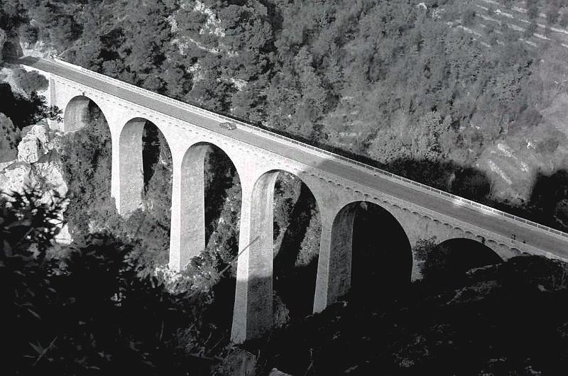51-9 Naples Roman Viaduct 